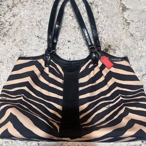 Chic Zebra Print Coach Shoulder Devin Bag